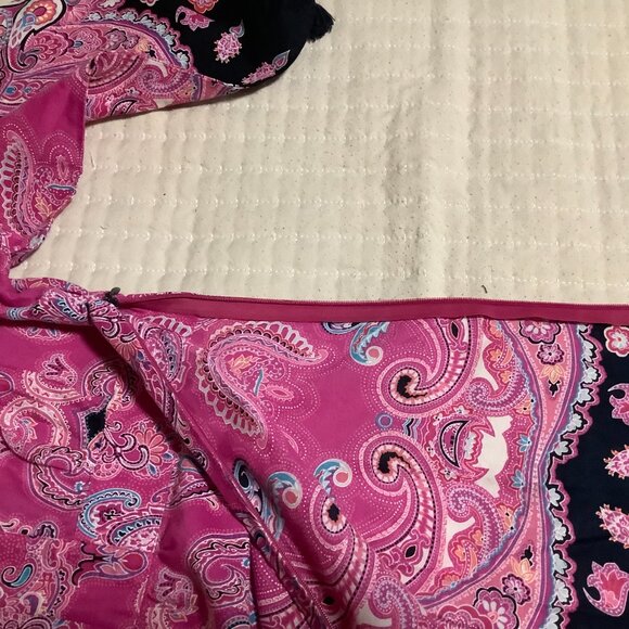 Ann Taylor Loft Blouse, pink & black, size small - Picture 4 of 5